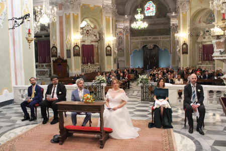 La chiesa &egrave; ancora in piedi