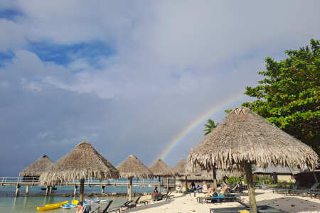 Arcobaleno sulla spiaggia